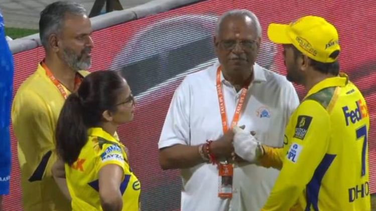 CSK CEO stops MS Dhoni for chat after PBKS knock them out of IPL; ‘They don’t need him next year,’ says Pollock
