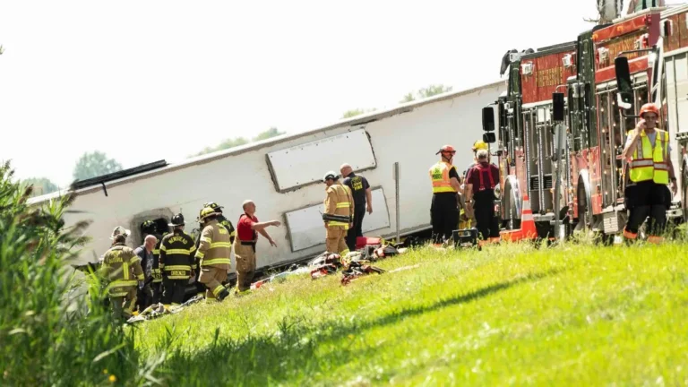 5 killed in New York bus crash; Indians, Chinese tourists among 54 passengers on board