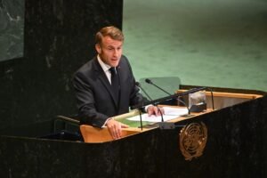 France recognises Palestinian statehood at U.N. meeting to revive peace efforts
