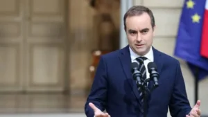 France’s prime minister resigns after less than a month on the job