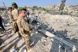 Fresh Israeli airstrikes hit S. Lebanon, testing fragile ceasefire