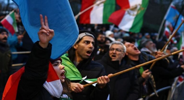 Iran protest deaths cross 500, says rights group; authorities call for counter-rally to ‘condemn U.S., Israel actions’