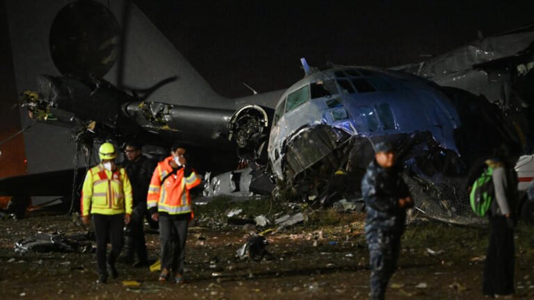 At Least 15 Killed After Bolivian Military Cargo Plane Carrying Cash Crashes Near Capital