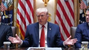 Trump Extends Deadline for Iran Over Strait of Hormuz, Signals Temporary Pause in Strikes