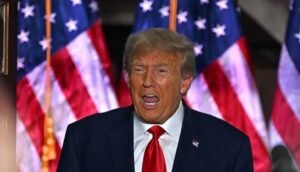 Trump Says Iran “Choking Like Stuffed Pig”, Refuses To Lift Hormuz Blockade: Report