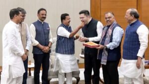 Big blow to AAP as Chadha, 6 more Rajya Sabha MPs quit, join BJP